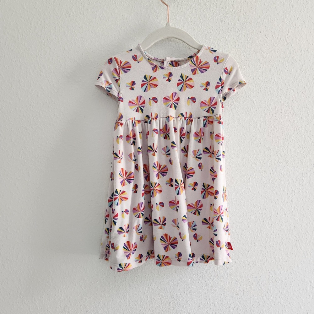 Magnetic Me Kids size 2T Rainbow Heart Magnetic Closure Modal Dress Short Sleeve